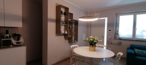 3 rooms Apartment in Carrara, Italy No. 79019 6