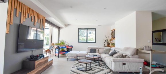 4 bedrooms Castles in Morance, France No. 358580 5