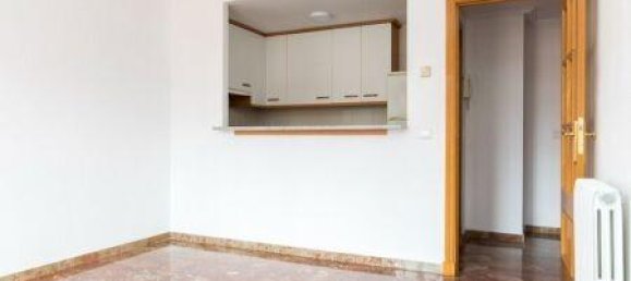 1 bedroom Apartment in Zaragoza, Spain No. 175666 3