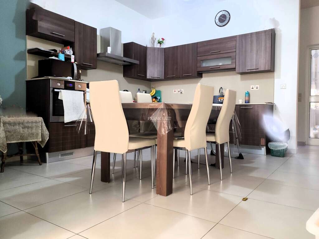 Квартира с 3 спальнями в Меллиха, Мальта № 2176