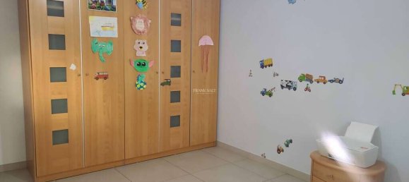 Квартира с 3 спальнями в Меллиха, Мальта № 2176 4