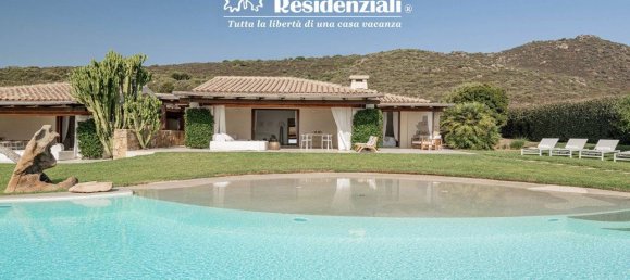 4 bedrooms Villa in Golfo Aranci, Italy No. 266959 4
