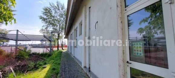 Propriété commerciale à Cremona, Italy 1640m² No. 312288 18