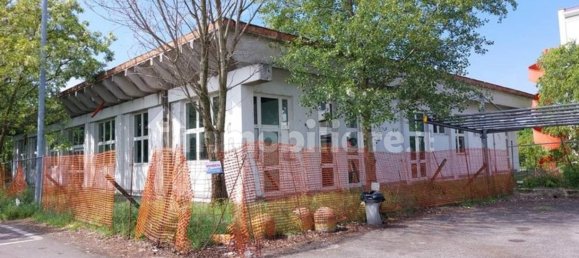 Propriété commerciale à Cremona, Italy 1640m² No. 312288 11