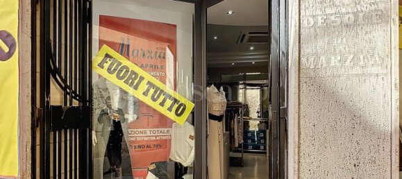 Propiedad comercial en Sassari, Italy 80 m² No. 73185 7