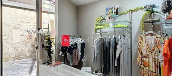 Propiedad comercial en Sassari, Italy 80 m² No. 73185 13