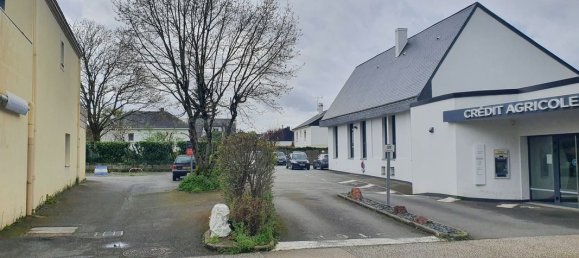  Parking in La Chapelle-sur-Erdre, France No. 336862 5