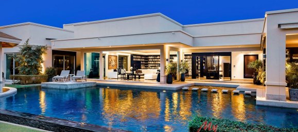 8 bedrooms Cafe / restaurant in Pattaya, Thailand No. 3010 8