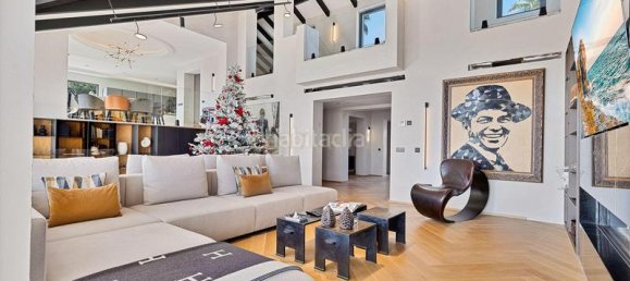 5 غرف نوم فيلا في El Paraiso, Spain رقم 57403 45