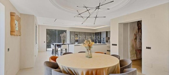 5 غرف نوم فيلا في El Paraiso, Spain رقم 57403 8