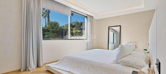 5 غرف نوم فيلا في El Paraiso, Spain رقم 57403 29