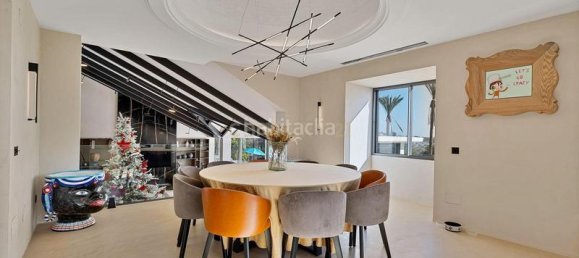 5 غرف نوم فيلا في El Paraiso, Spain رقم 57403 6