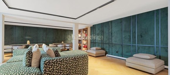 5 غرف نوم فيلا في El Paraiso, Spain رقم 57403 31