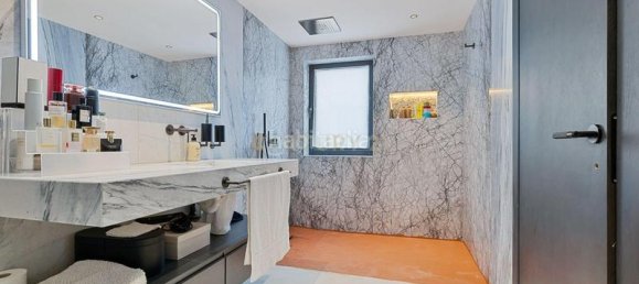 5 غرف نوم فيلا في El Paraiso, Spain رقم 57403 37