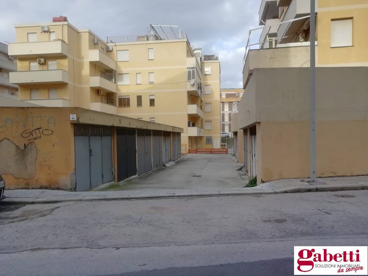 29m² Parking in Alghero, Italy No. 117756
