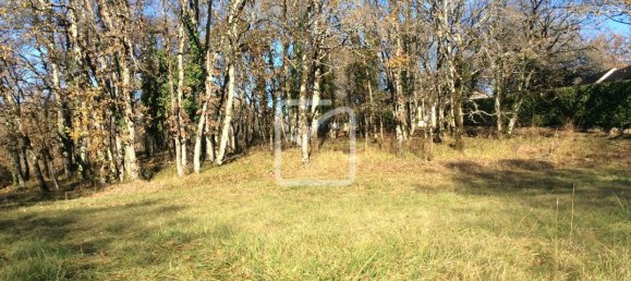 Terreno en Chartrier-Ferriere, France 1380 m² No. 96021 3