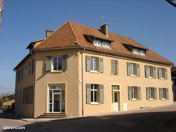 Квартира с 18 спальнями в Ромне, Франция № 309015