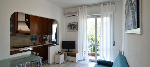 2 bedrooms Apartment in Milan, Italy No. 330402 2
