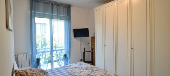 2 bedrooms Apartment in Milan, Italy No. 330402 23