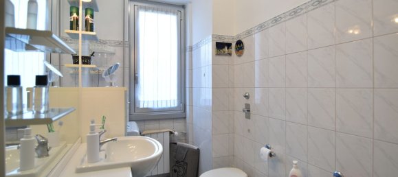 2 bedrooms Apartment in Milan, Italy No. 330402 31