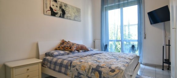 2 bedrooms Apartment in Milan, Italy No. 330402 25