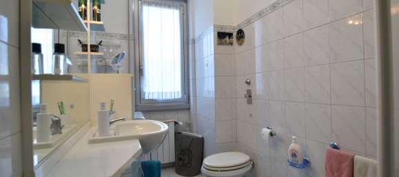2 bedrooms Apartment in Milan, Italy No. 330402 29