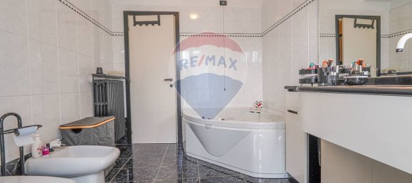 3 غرف نوم شقة في Bonate Sotto, Italy رقم 360159 18