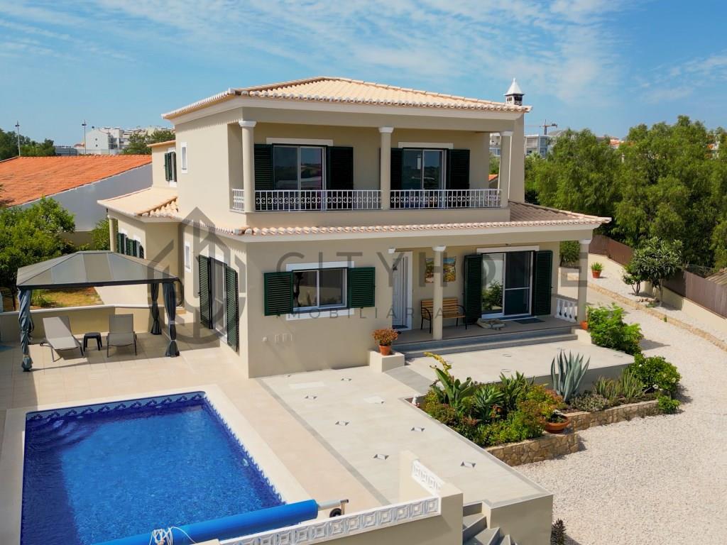 Casa de 5 dormitorios en Lagoa, Portugal No. 253836