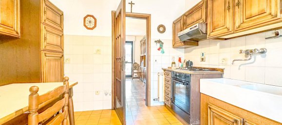 5-salle Appartement à Borgosesia, Italy No. 230559 18