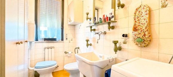 5-salle Appartement à Borgosesia, Italy No. 230559 6