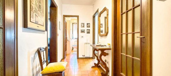 5-salle Appartement à Borgosesia, Italy No. 230559 2