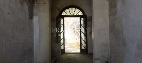 Moradia em banda T3 em Birkirkara, Malta N.º 2134 3