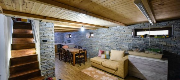 5 bedrooms Villa in Settimo Torinese, Italy No. 43584 27