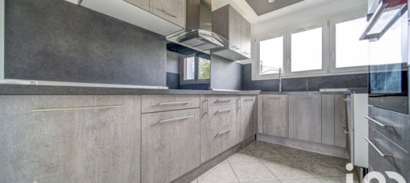 Apartamento de 2 dormitorios en Clouange, France No. 304386 5