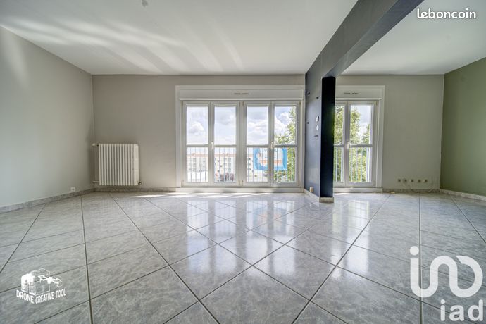 Apartamento de 2 dormitorios en Clouange, France No. 304386