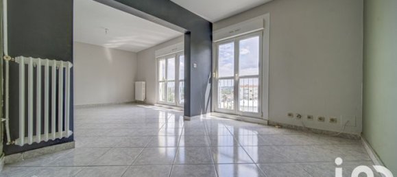 Apartamento de 2 dormitorios en Clouange, France No. 304386 3