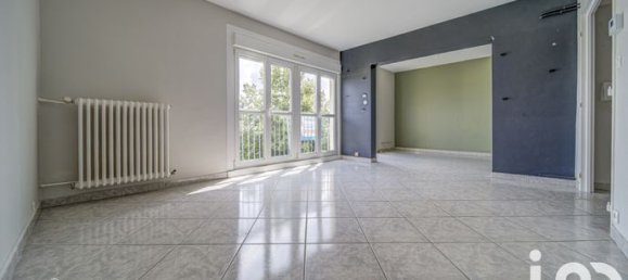 Apartamento de 2 dormitorios en Clouange, France No. 304386 2