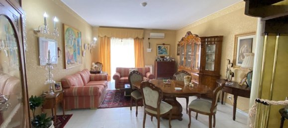 10غرفة شقة في Scordia, Italy رقم 146548 2