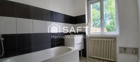 Casa de 3 dormitorios en Charleville-Mezieres, France No. 251558 6