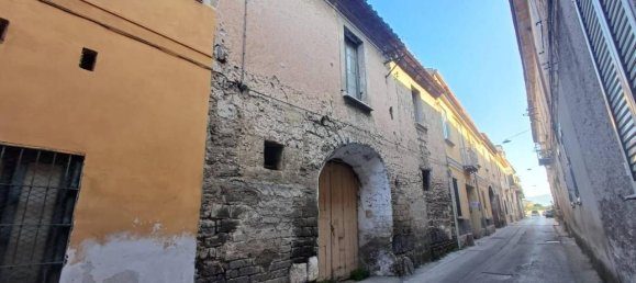 9 rooms House in Casagiove, Italy No. 32700 9
