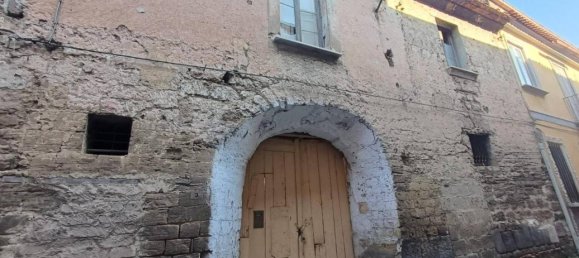 9 rooms House in Casagiove, Italy No. 32700 8