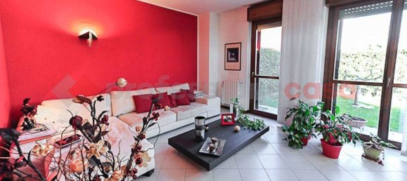 3 chambres Maison à Castano Primo, Italy No. 377069 10