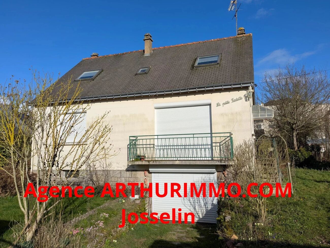 3 bedrooms House in Josselin, France No. 201360