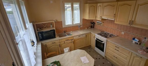 3 bedrooms House in Josselin, France No. 201360 4