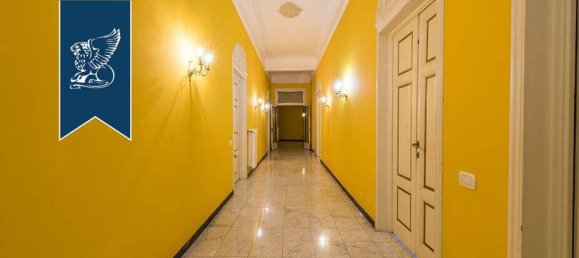 4 bedrooms Apartment in Florence, Italy No. 370938 39