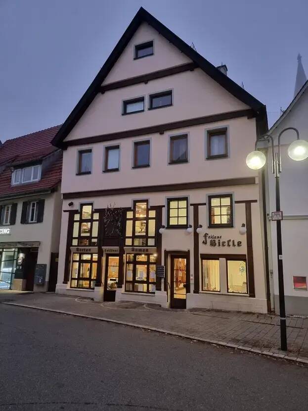 3 chambres Bâtiment à Reutlingen, Germany No. 304361