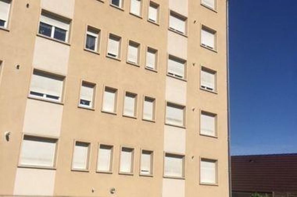 2 bedrooms Condo in Dijon, France No. 5087