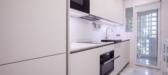 2 bedrooms Penthouse in Marbella, Spain No. 134196 14