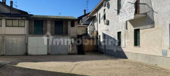 2 bedrooms Apartment in Lomello, Italy No. 81835 7