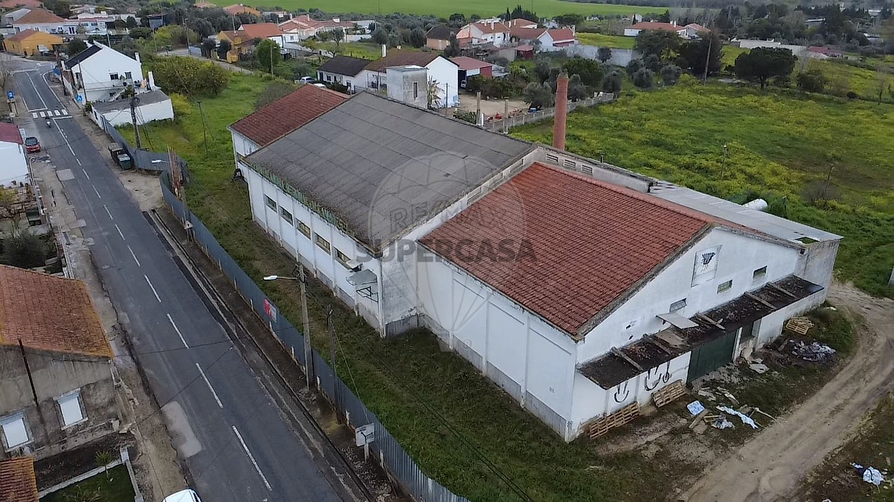 1105m² Warehouse in Alcanhoes, Portugal No. 160896